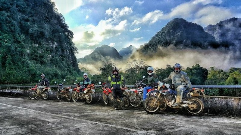 vietnam motorbike tour operate 4