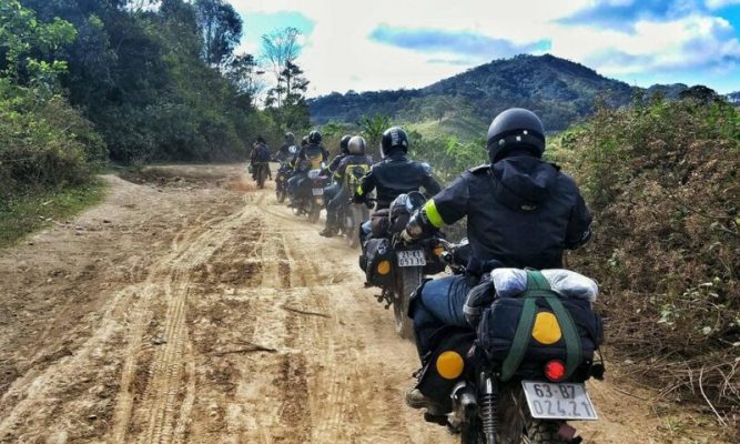 vietnam motorcycle travel 2024